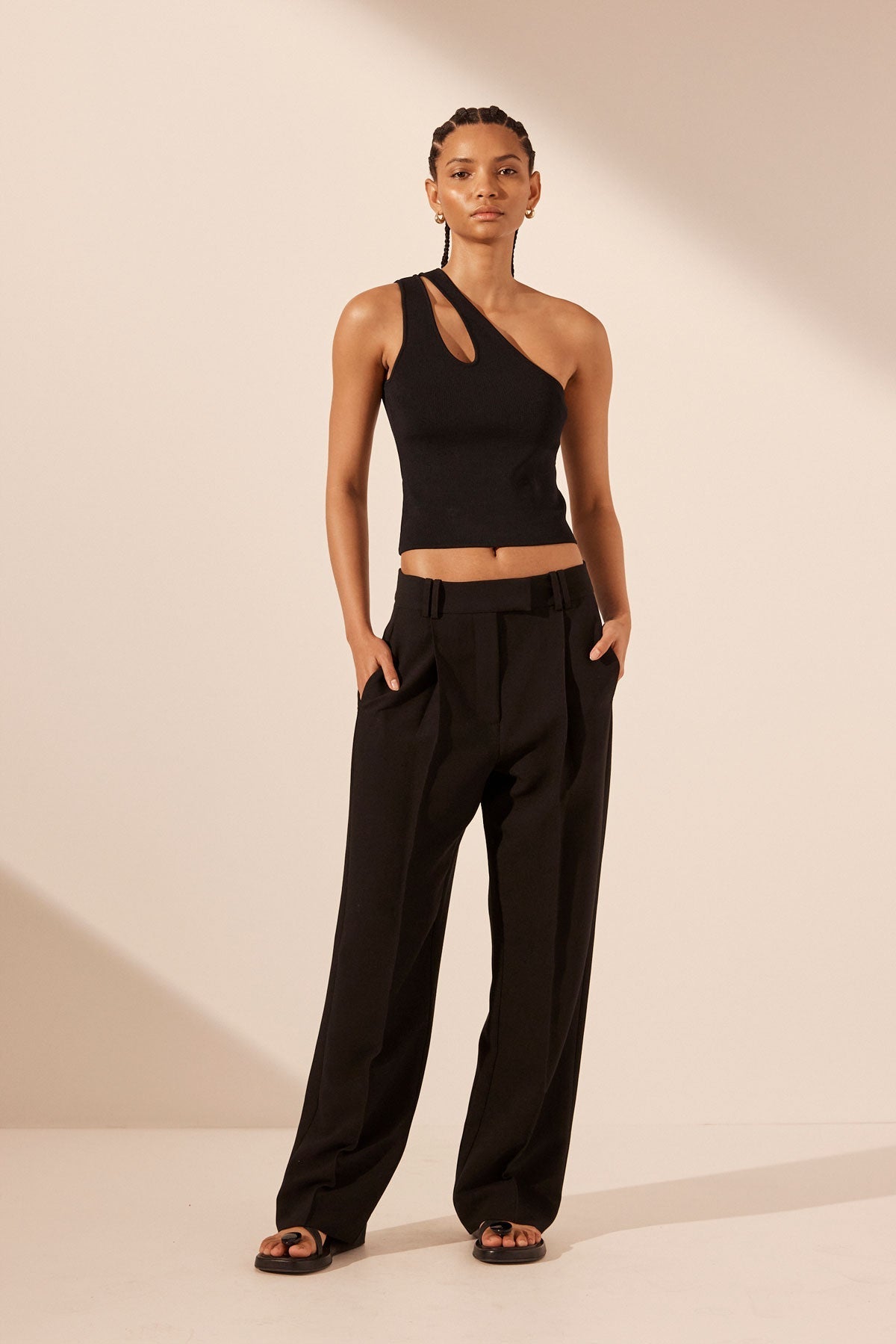 SHONA JOY BASIC ONE SHOULDER OPEN BACK TOP - BLACK