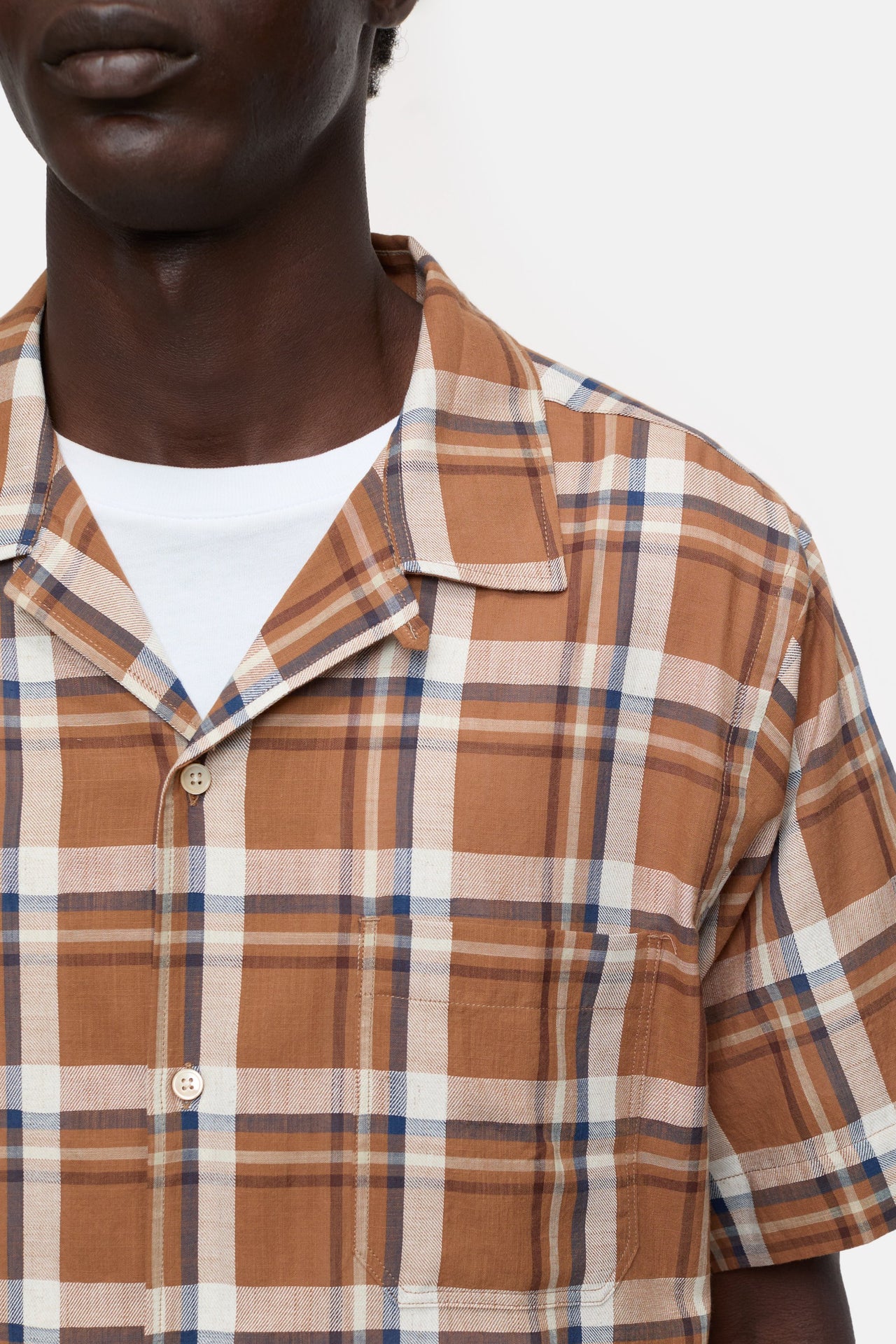 CLOSED MENS CHECKED SHIRT - SANDALWOOD