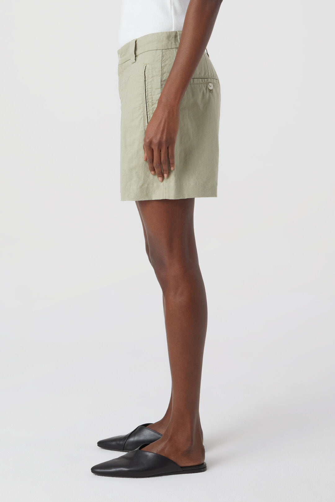 CLOSED WOMENS LINEN & COTTON SHORTS - 2 COLORS