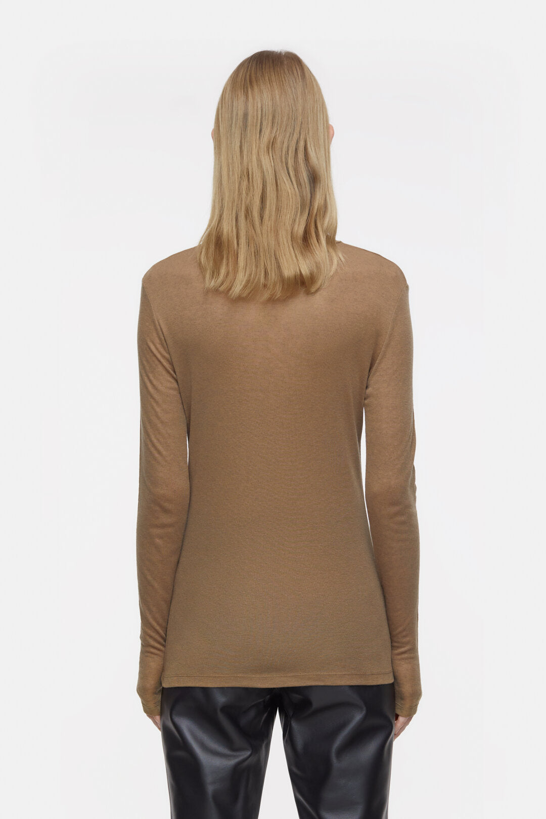 CLOSED WOMENS TURTLENECK LONGSLEEVE - 2 COLORS