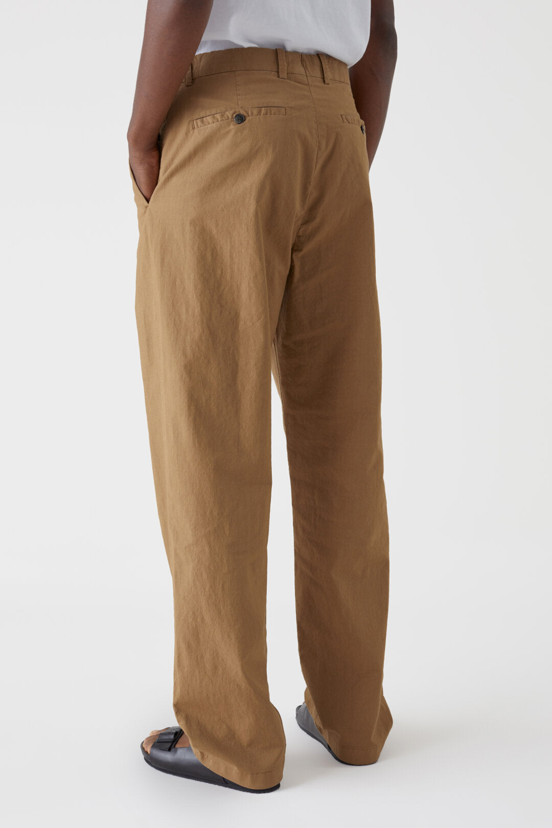 CLOSED MENS LIVINGTON WIDE PANTS - NUTMEG