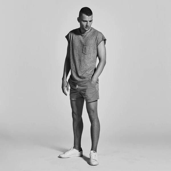 HIRO CLARK THE SLEEVELESS TEE - GREY